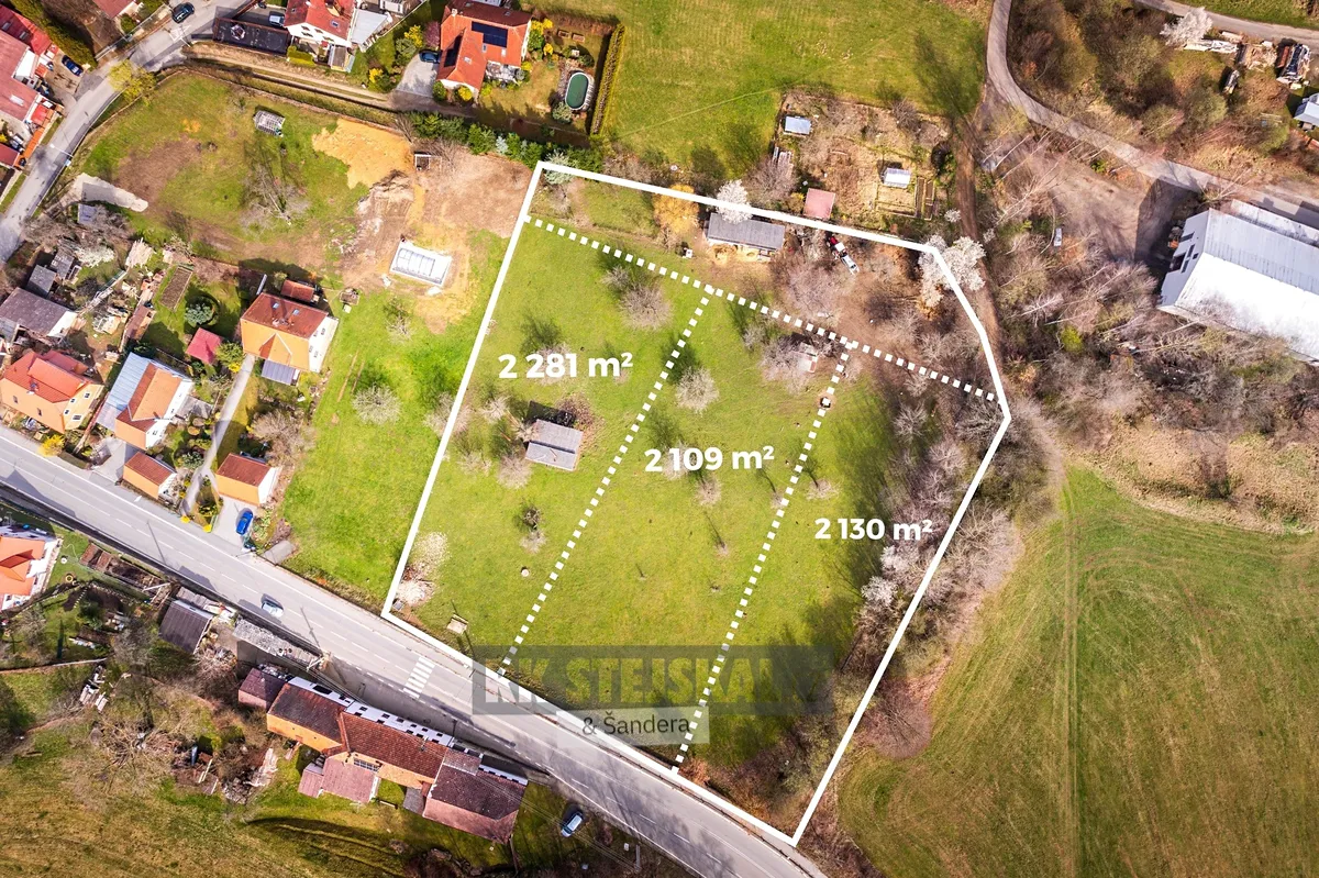 Prodej stavebního pozemku 2109 m²